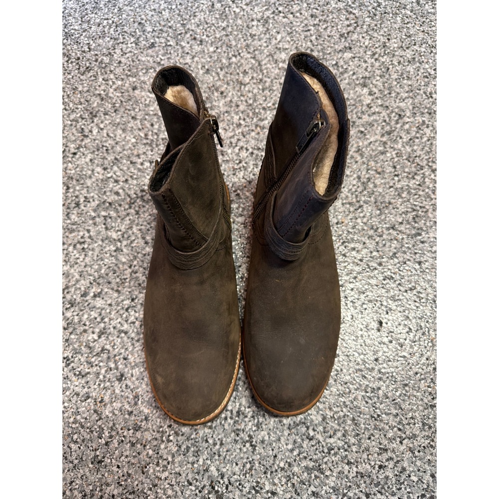 UGG Simmens Stout Brown Leather Waterproof Moto Ankle Boots 1012034 Womens 7.5